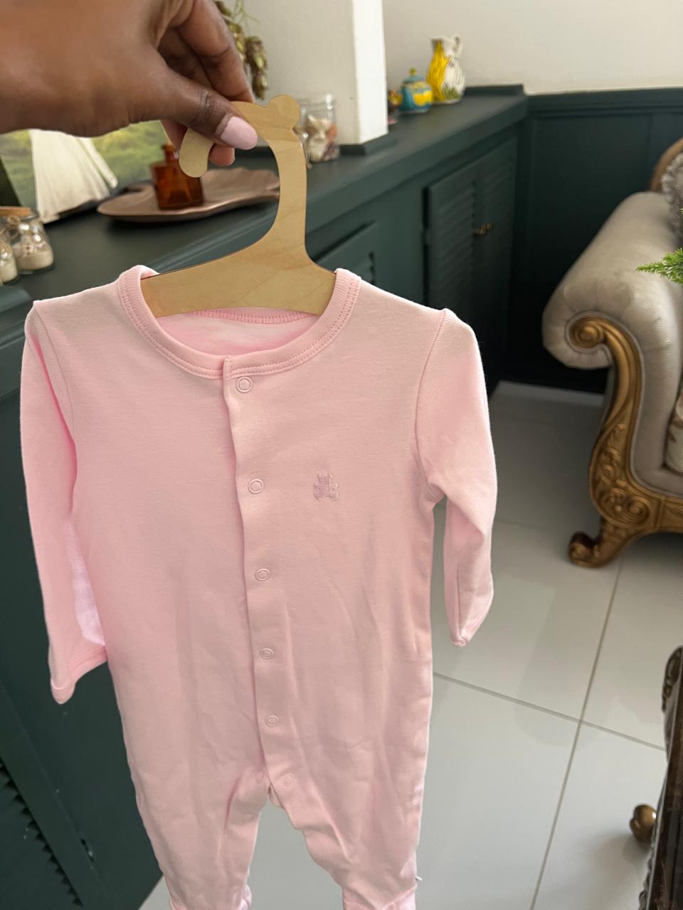 Little Wardrobe Baby Girl Crate view 4