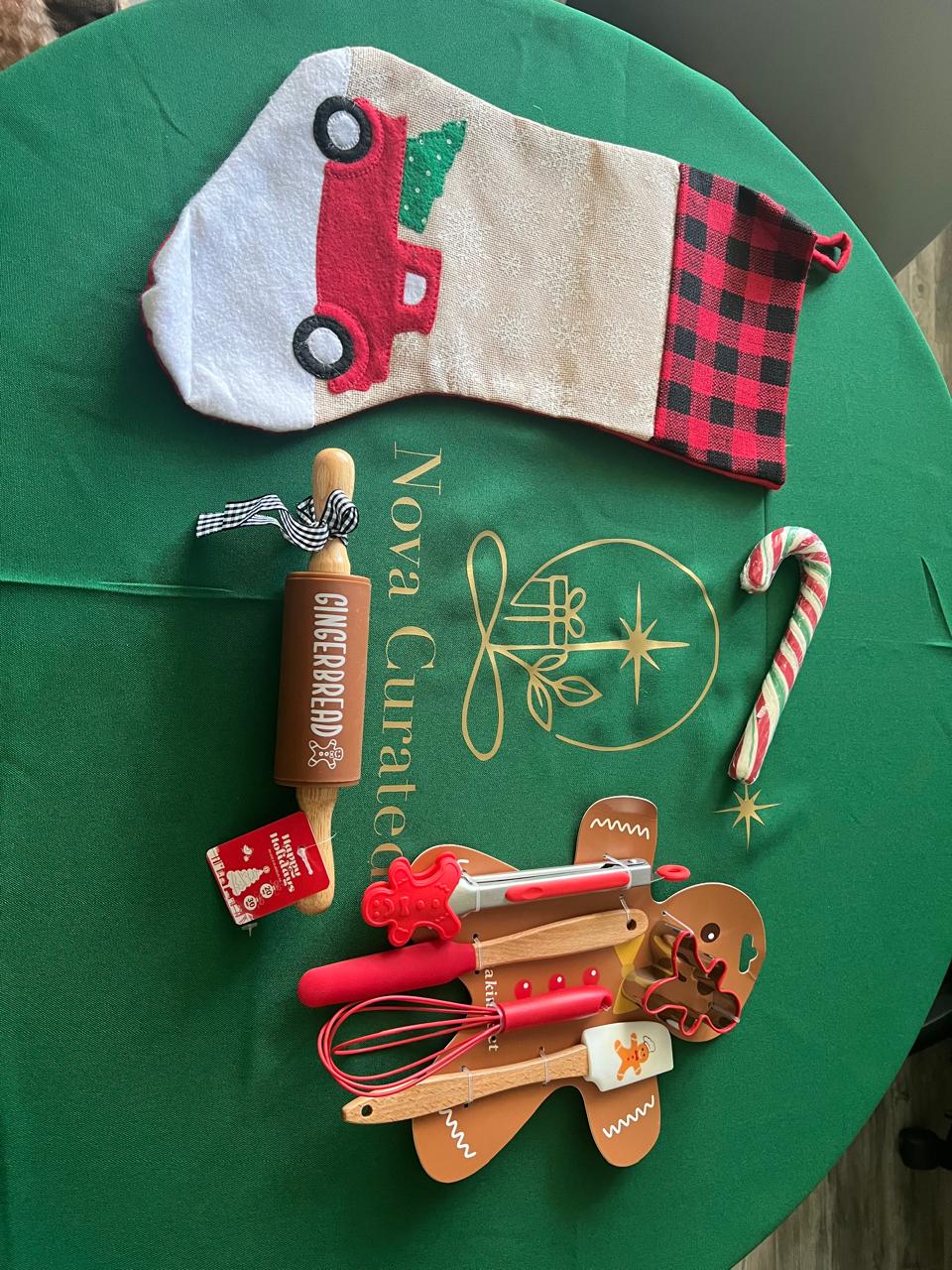 Gingerbread Christmas Baking Box view 3